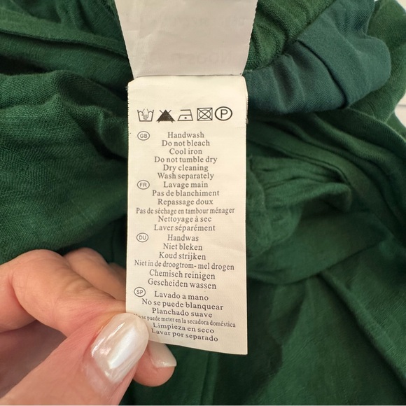 See U Soon Green Linen Romper – Size Small - Picture 12 of 15